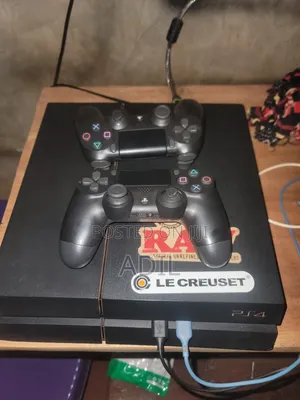 Play Station 4