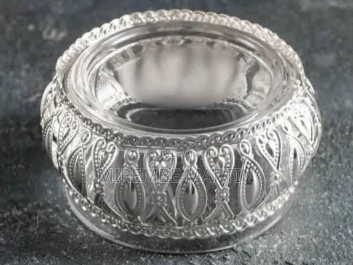 Elegant Silver-Plated Serving Bowl / Decorative Jar