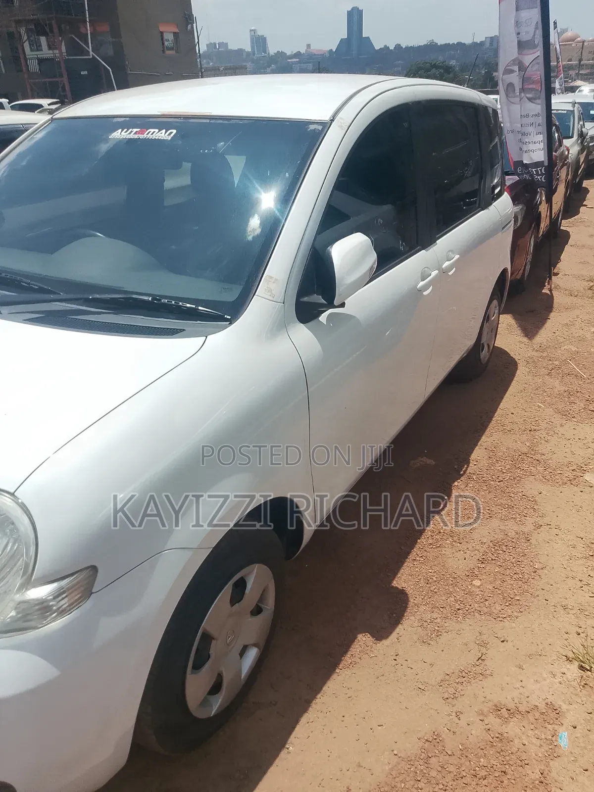 Toyota Sienta 2007 White