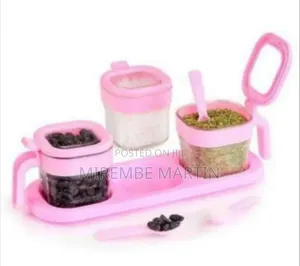 2-Piece Spice Jar Set With a Tray