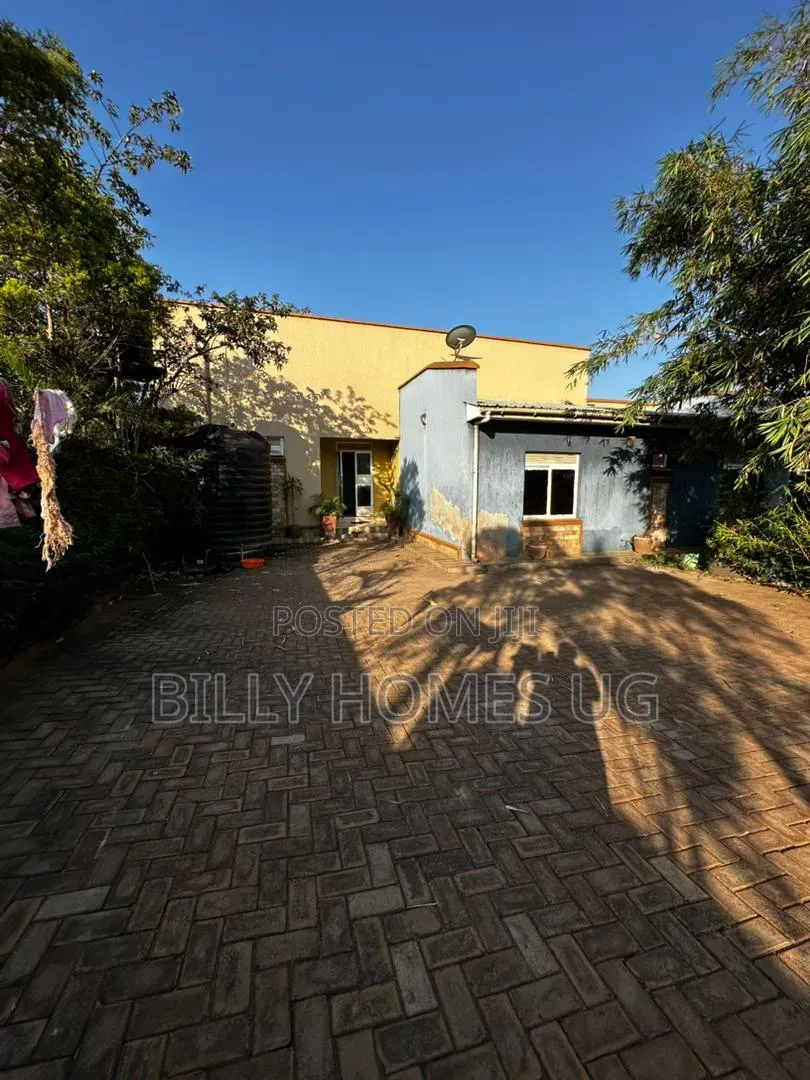 3bdrm House in Kira for sale