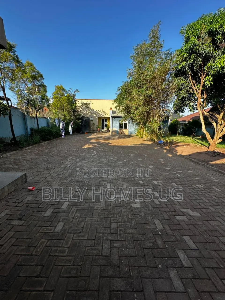 3bdrm House in Kira for sale
