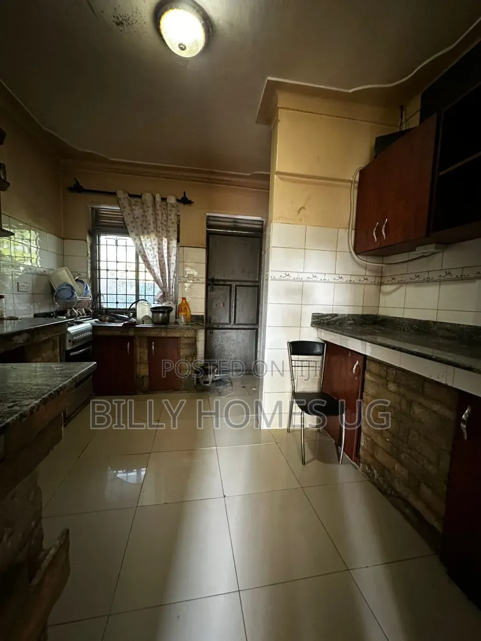 3bdrm House in Kira for sale