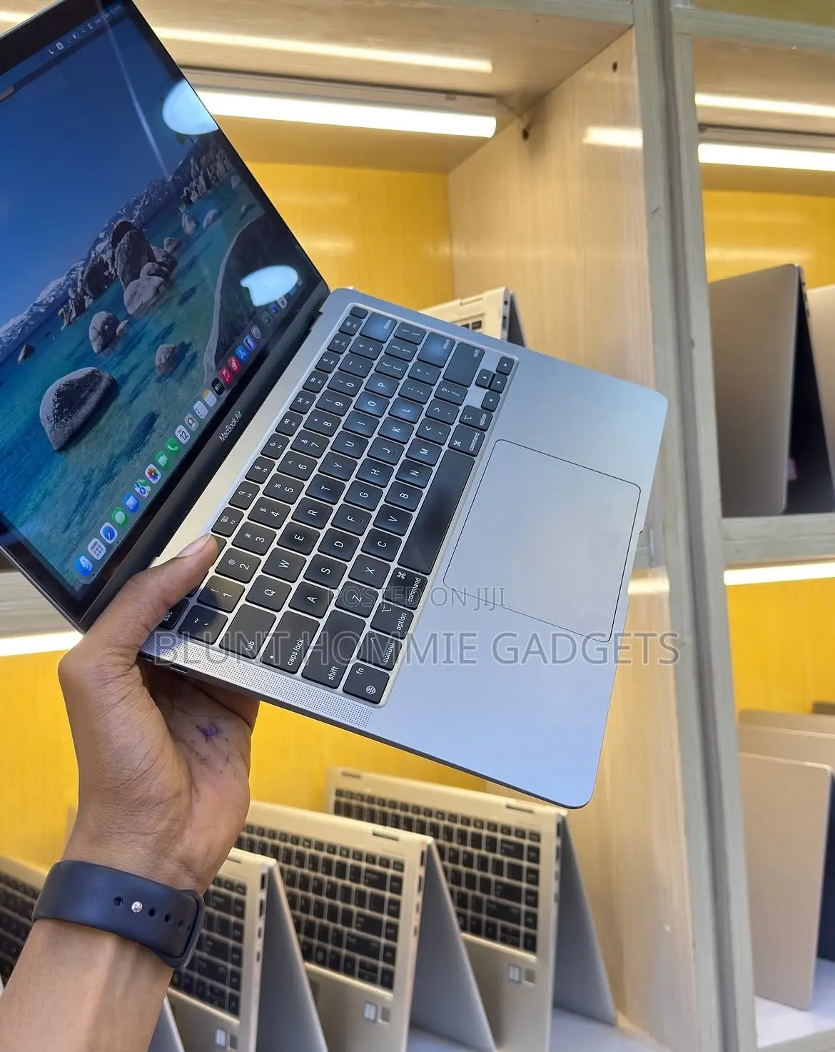 Laptop Apple MacBook Air 2020 M1 8GB Apple M1 HDD+SSD 256GB
