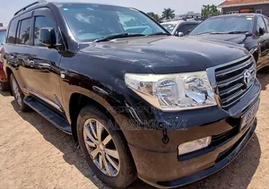 Toyota Land Cruiser 2012 Black