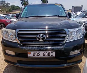 Toyota Land Cruiser 2012 Black