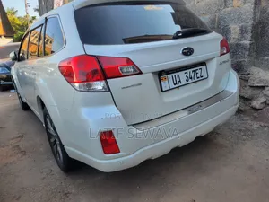 New Subaru Outback 2.5i Premium 2012 White