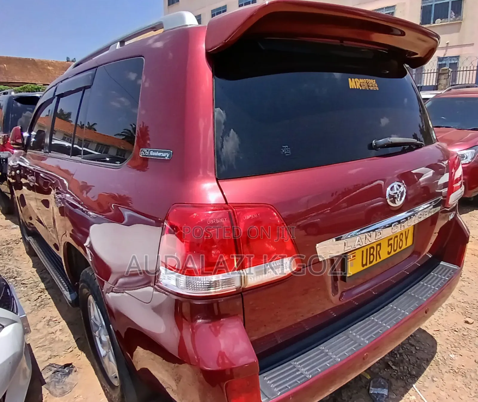 Toyota Land Cruiser 2011 Red
