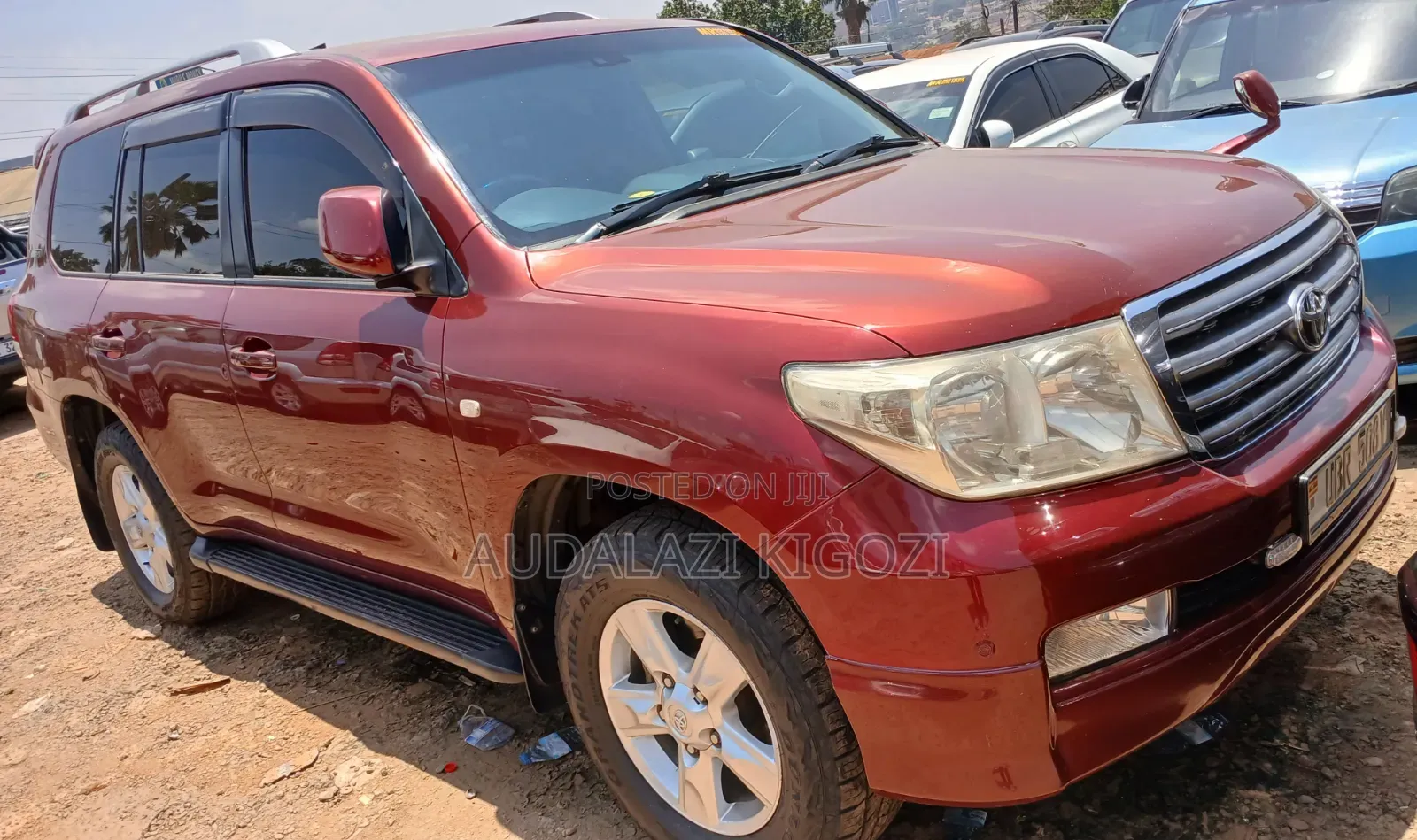 Toyota Land Cruiser 2011 Red