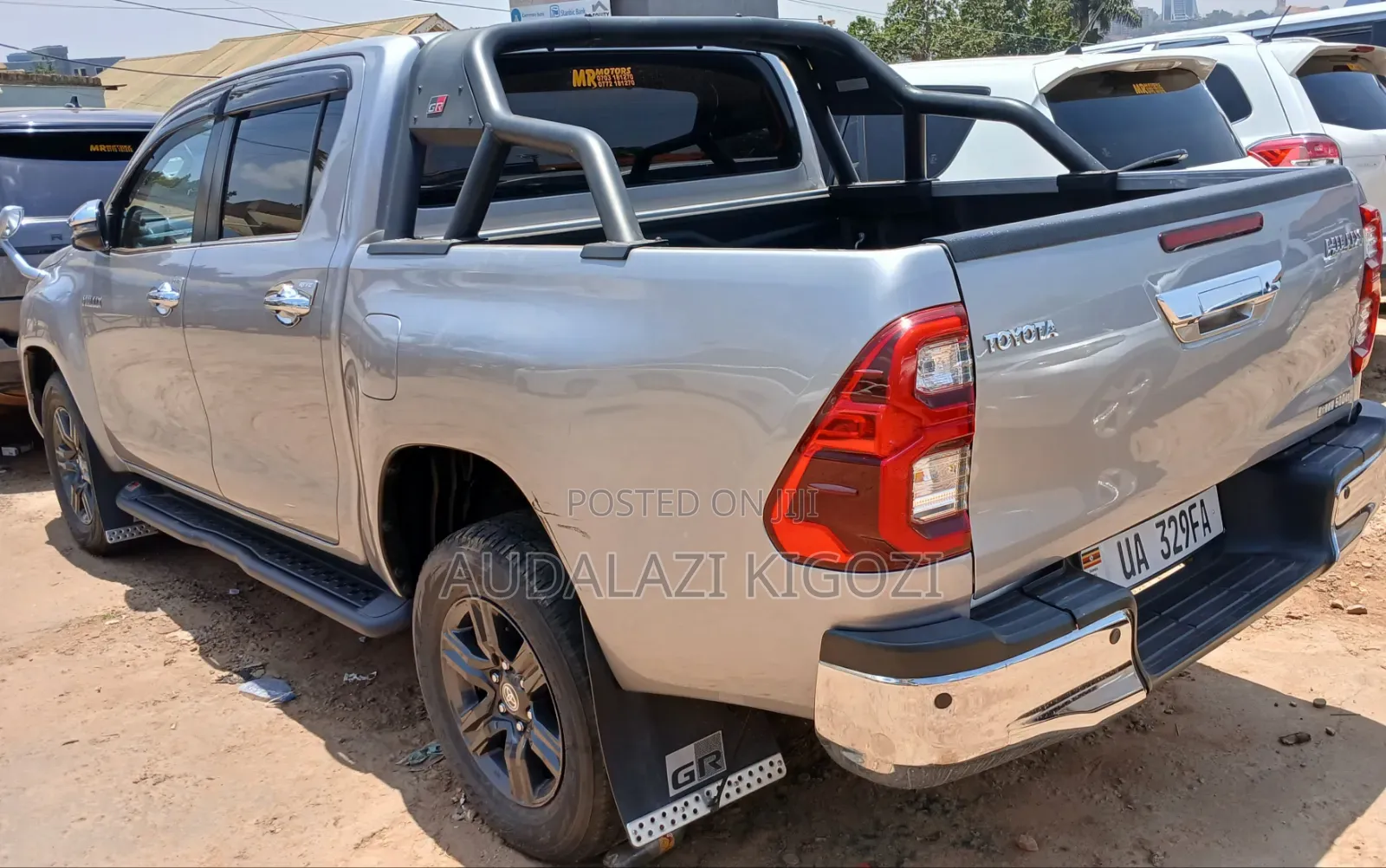 Toyota Hilux 2020 Gray