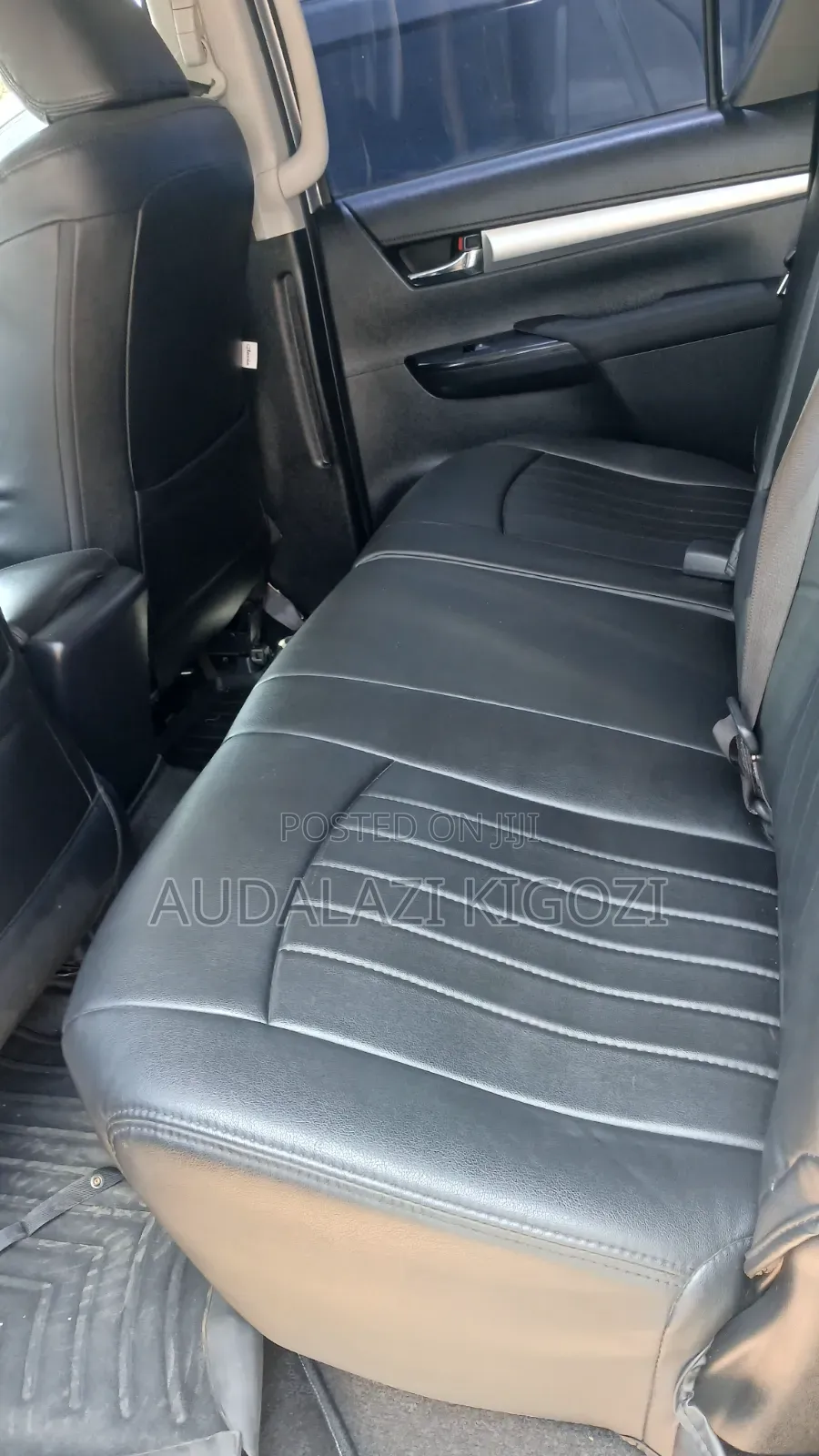 Toyota Hilux 2020 Gray