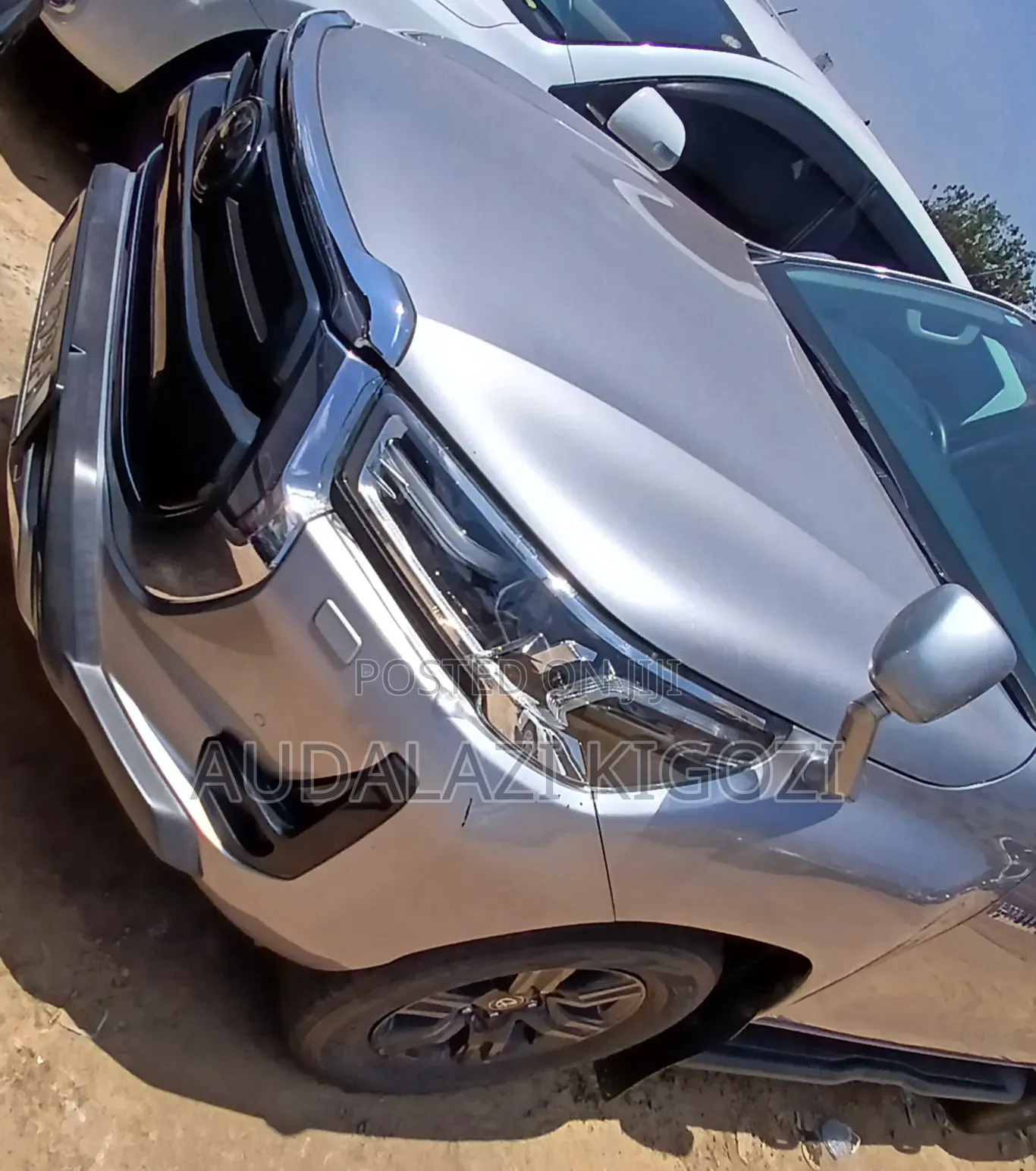 Toyota Hilux 2020 Gray