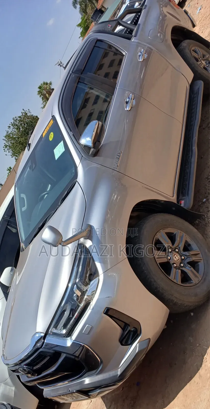 Toyota Hilux 2020 Gray