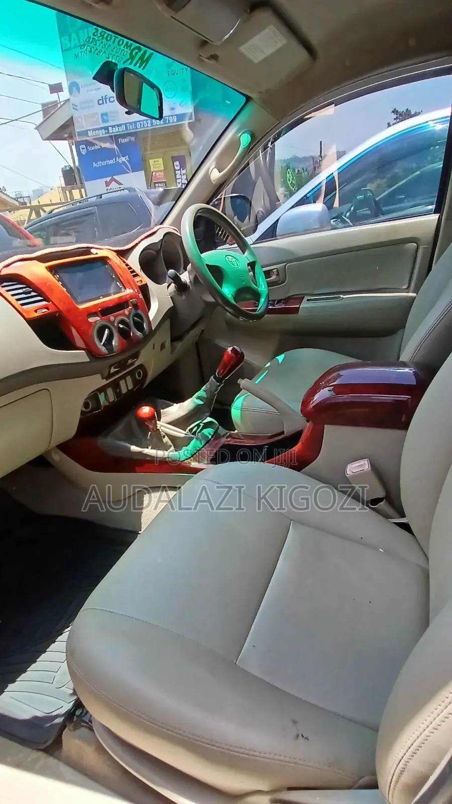 Toyota Hilux 2015 Silver