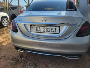Mercedes-Benz C180 2015 Silver