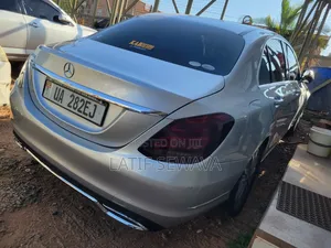 Mercedes-Benz C180 2015 Silver