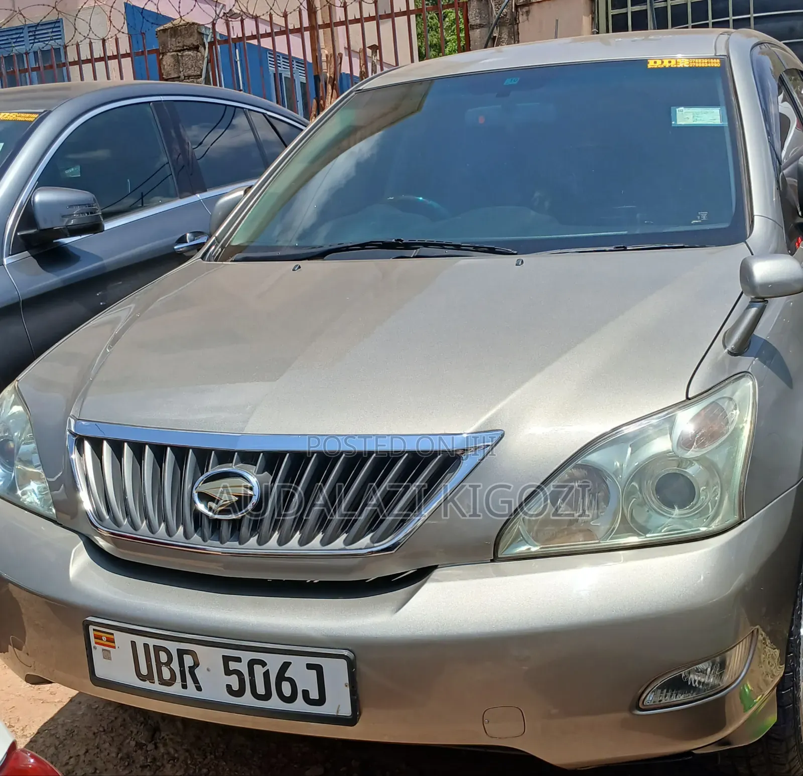 Toyota Harrier 2010 Silver