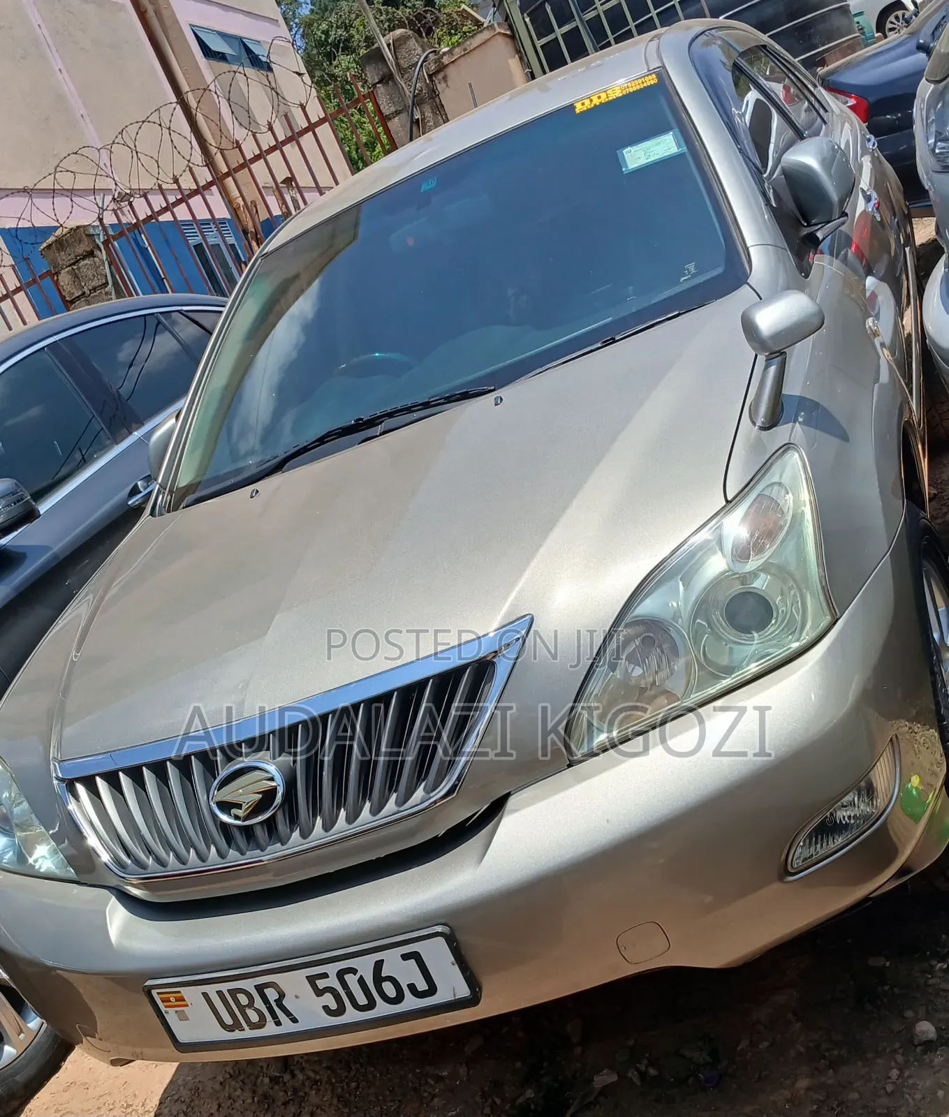 Toyota Harrier 2010 Silver
