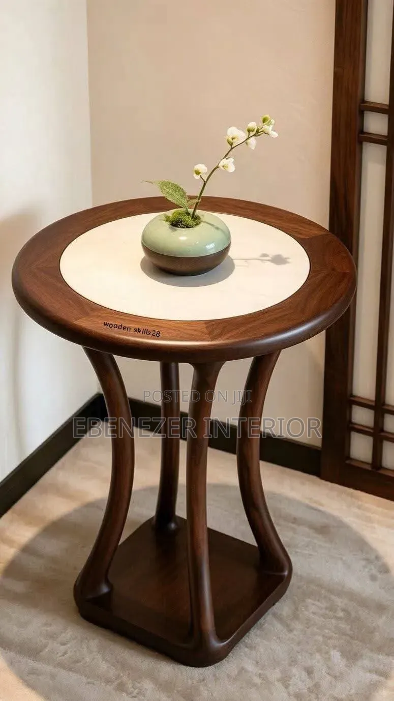 Round Center Tables