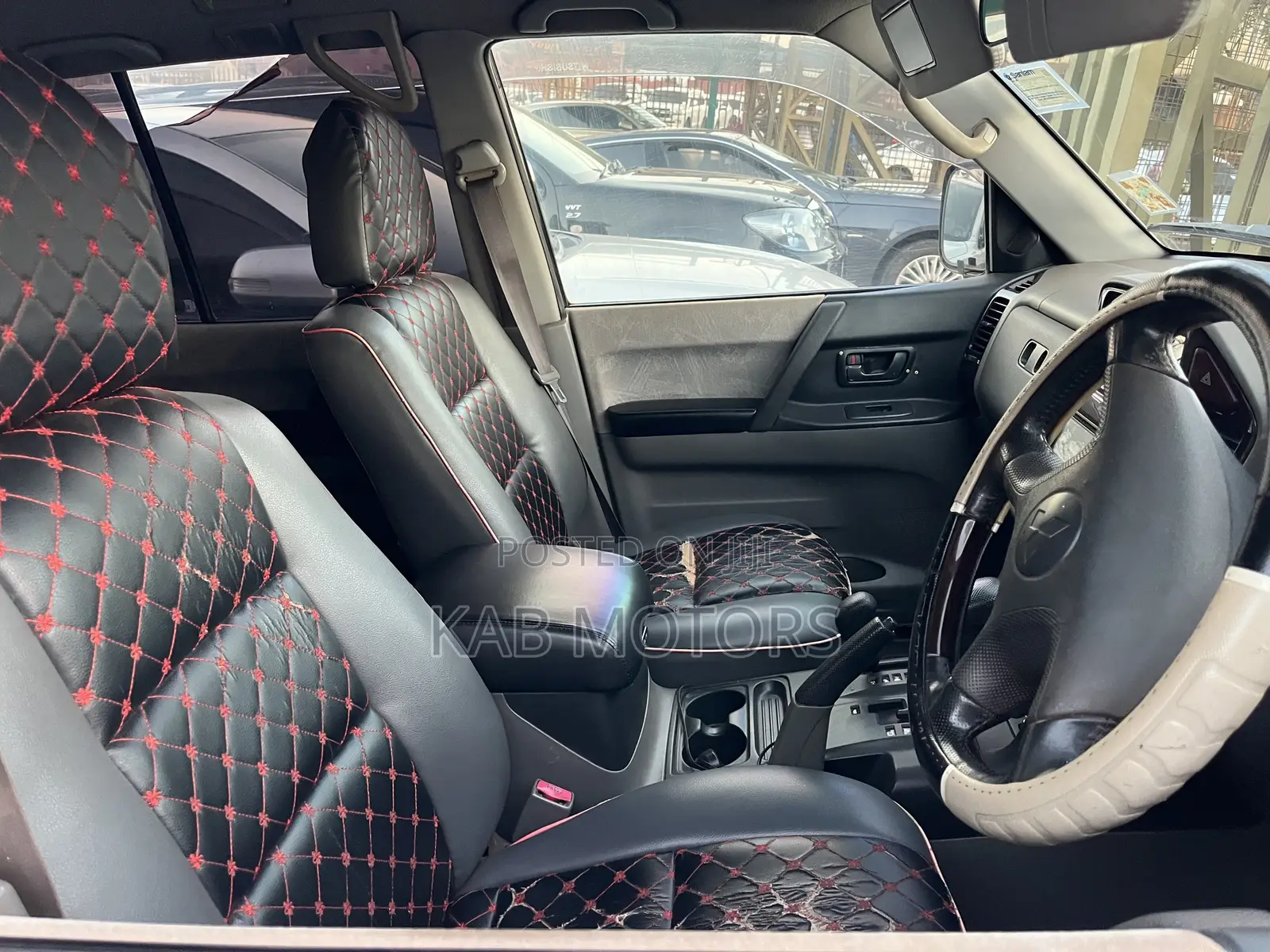 Mitsubishi Pajero 2004 White
