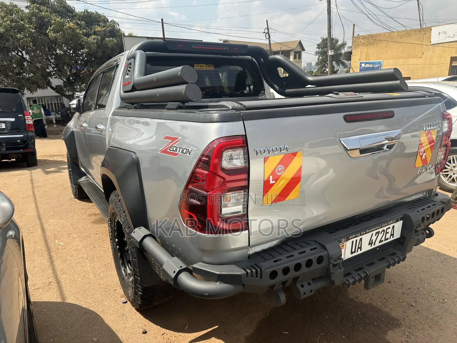 Toyota Hilux 2019 Silver