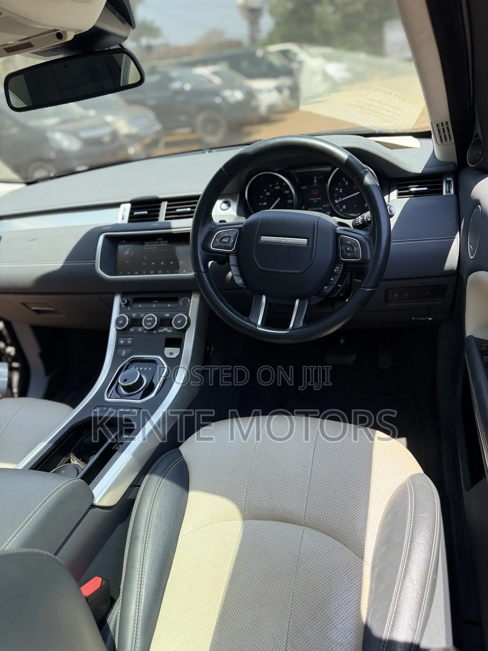 Land Rover Range Rover Evoque Pure 4dr SUV AWD (2.0L 4cyl Turbo 9A)
