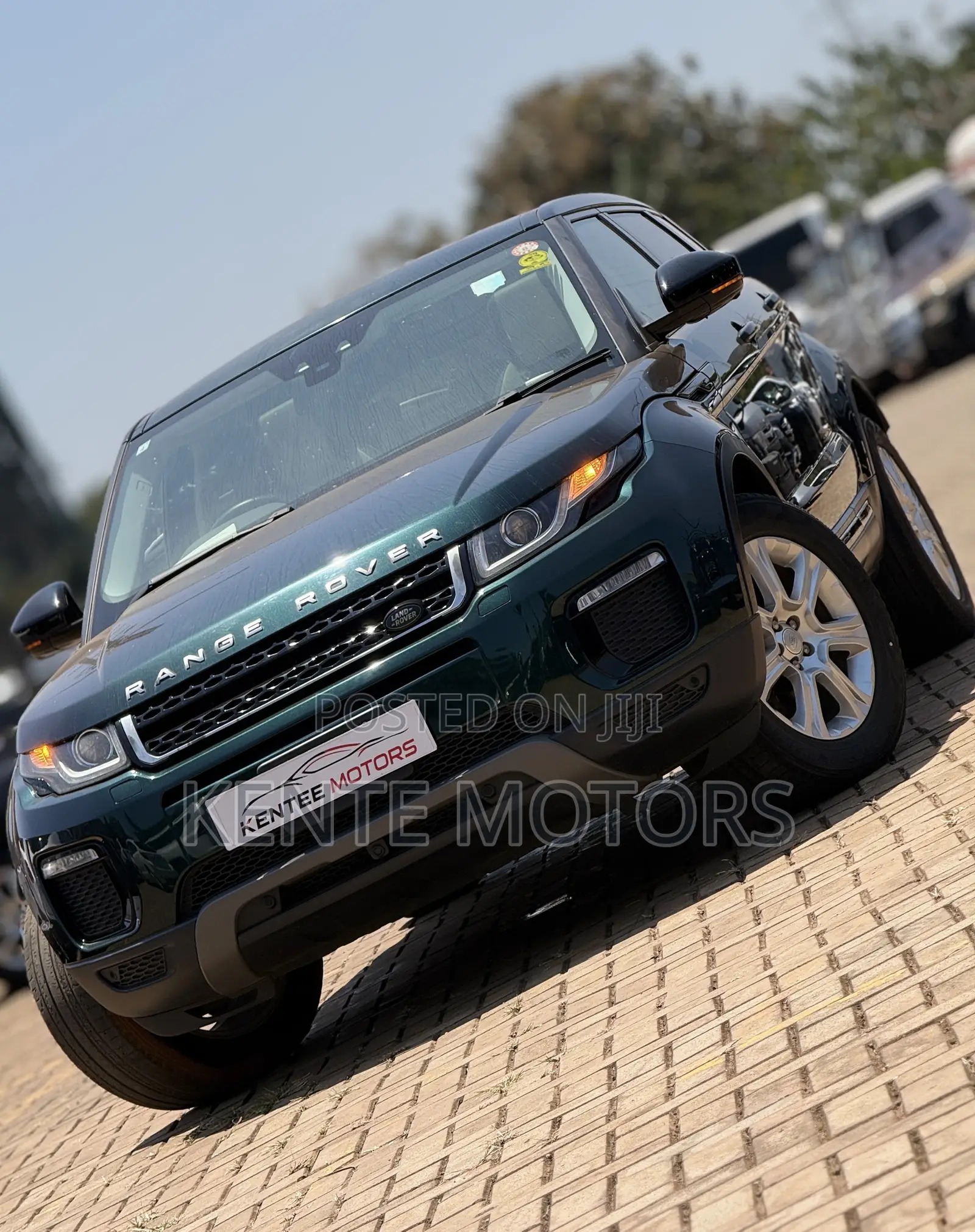 Land Rover Range Rover Evoque Pure 4dr SUV AWD (2.0L 4cyl Turbo 9A)