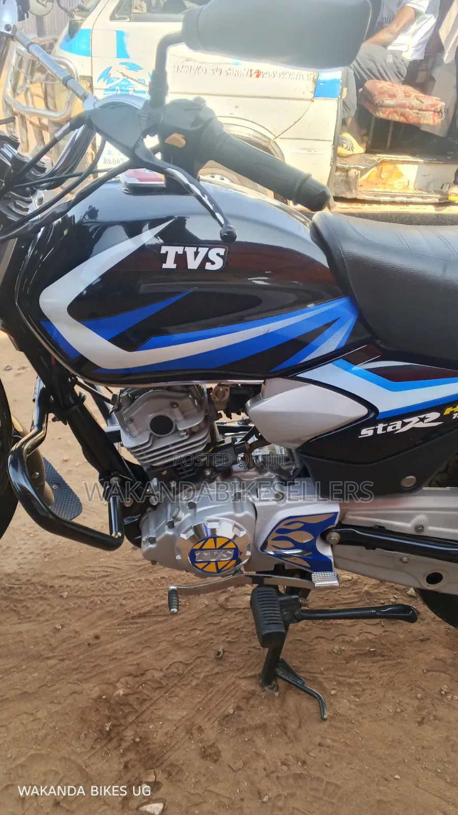 TVS HLX 125 2025 Red