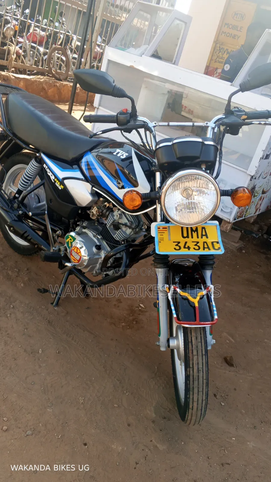 TVS HLX 125 2025 Red