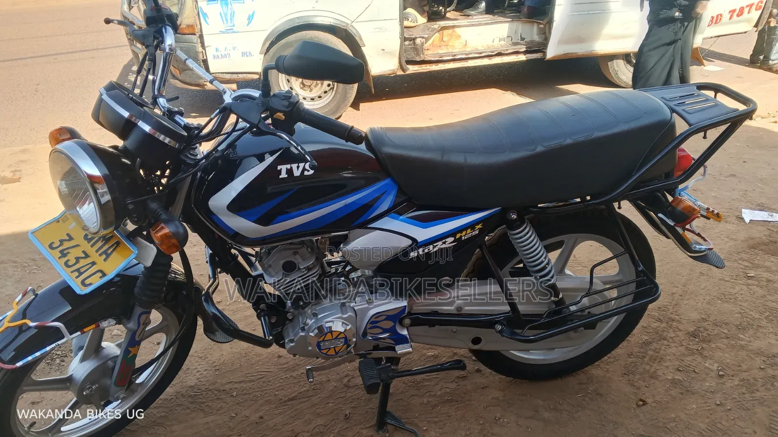 TVS HLX 125 2025 Red