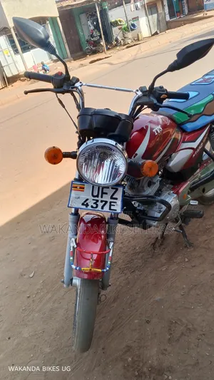 TVS HLX 125 2023 Red