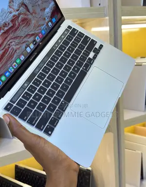 Laptop Apple MacBook Pro 2020 16GB Intel Core i5 HDD+SSD 512GB