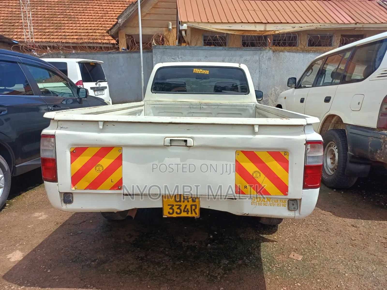 Toyota Hilux 1997 White