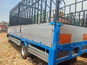 Fuso Fighter Truck