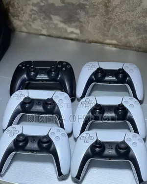 Used Super Clean Sony Playstation 5 Dualsense Wireless Controllers
