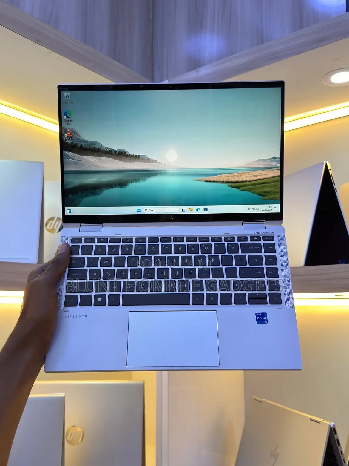 Laptop HP EliteBook 1040 G8 16GB Intel Core i5 HDD+SSD 512GB