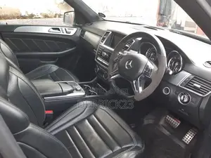 Mercedes-Benz GLE-Class 2016 Silver