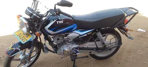 TVS HLX 125 2025 Black
