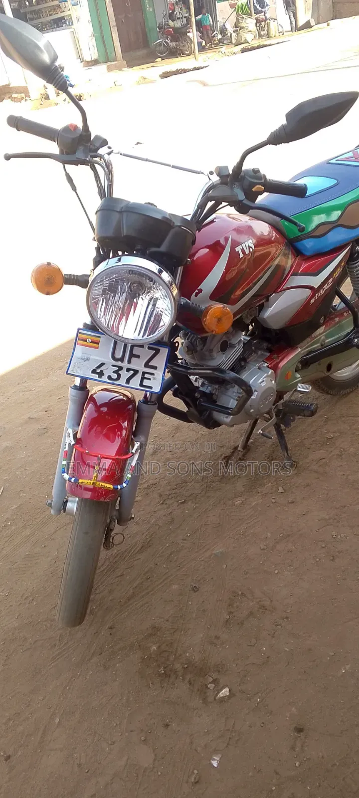 TVS HLX 125 2023 Red