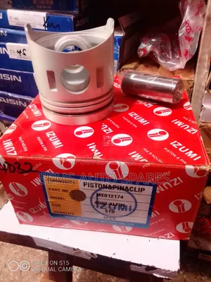 Pistons Canter 4D32 Izumi