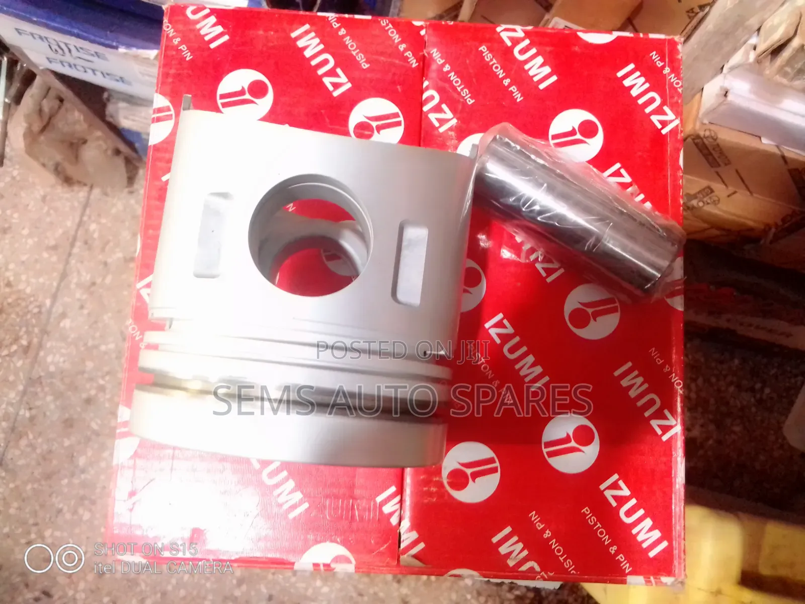 Pistons Canter 4D32 Izumi