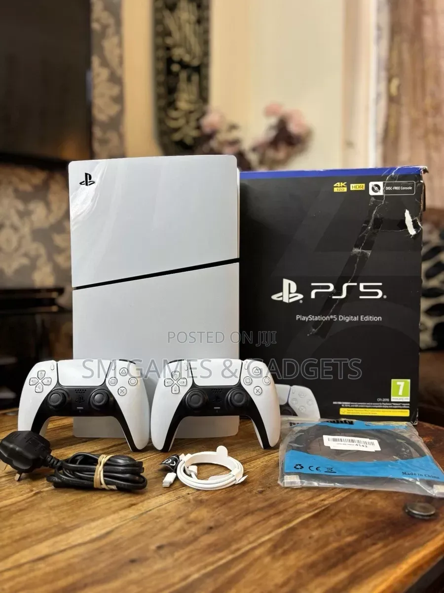 PS5 Slim Digital (1TB) + 2 Original DualSense Pads + 2 Games