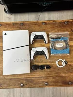PS5 Slim Digital (1TB) + 2 Original DualSense Pads + 2 Games