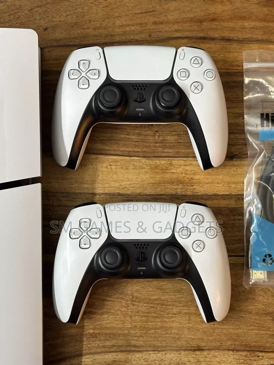 PS5 Slim Digital (1TB) + 2 Original DualSense Pads + 2 Games