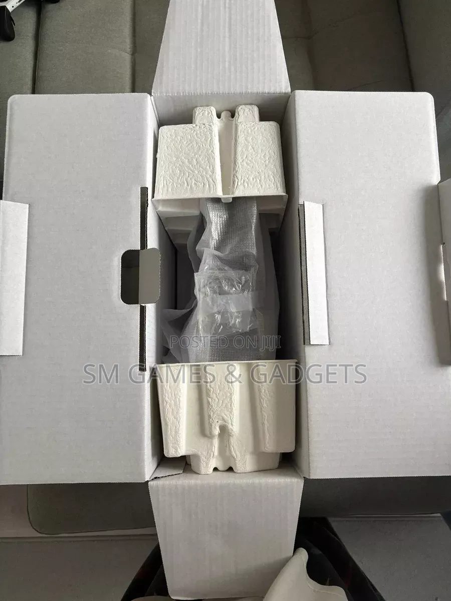 Boxed PS5 Slim Disc (1TB) – Refurbished as New + 1 Controller