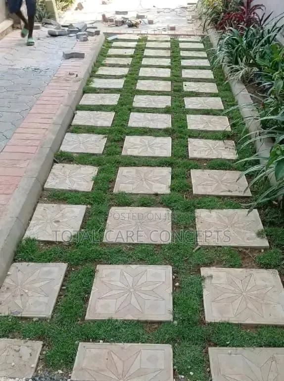 Expert Compound Designers and Gardening Specialists