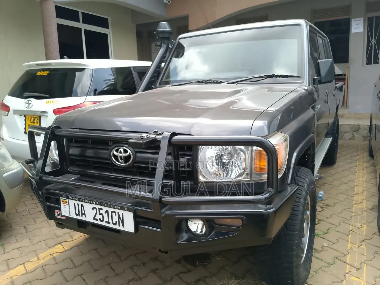 Toyota 4-Runner TRD Off Road 4dr 4x4 (4.0L 6cyl 5A) 2017 Green