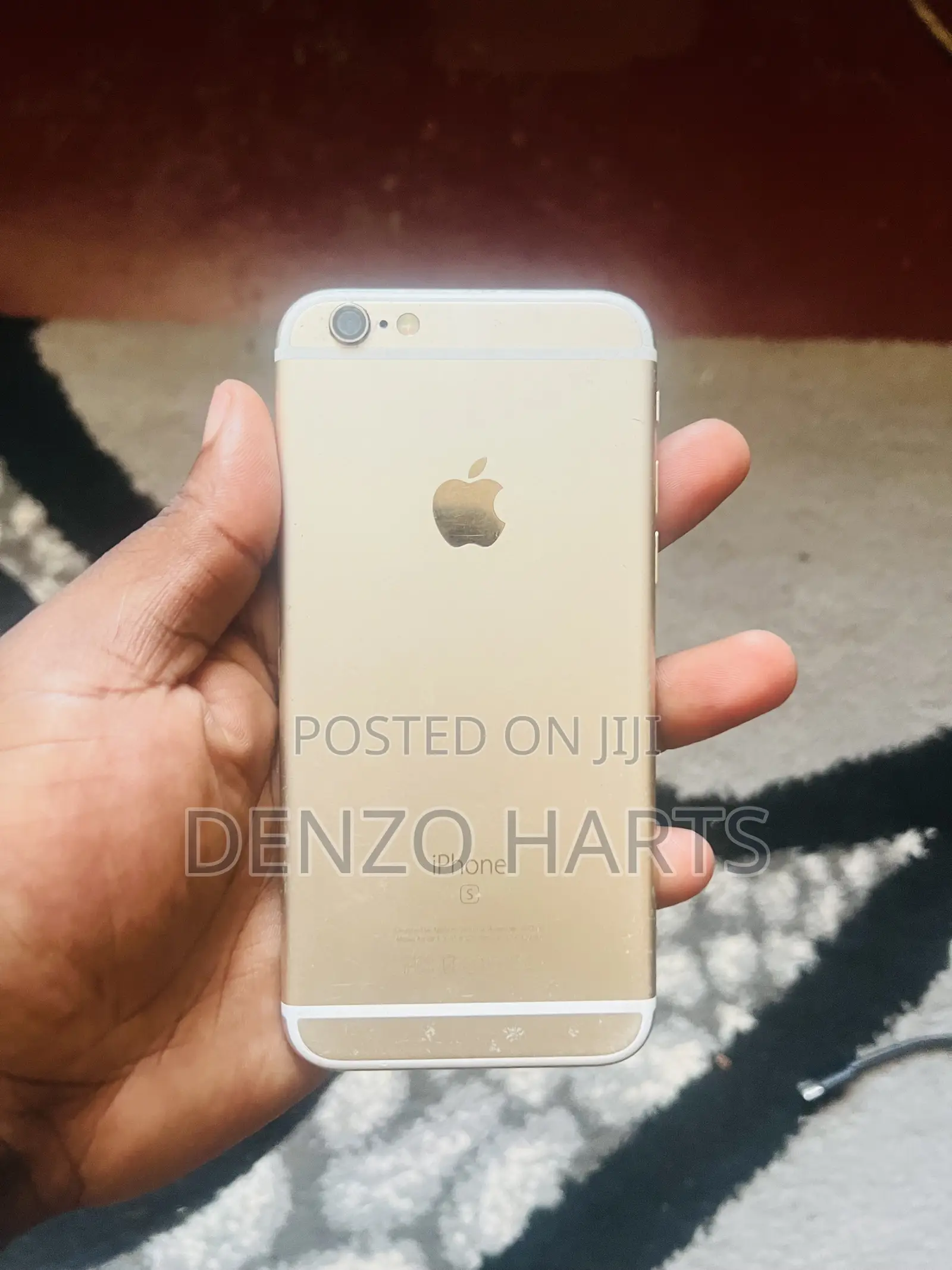 Apple iPhone 6s 128 GB Gold