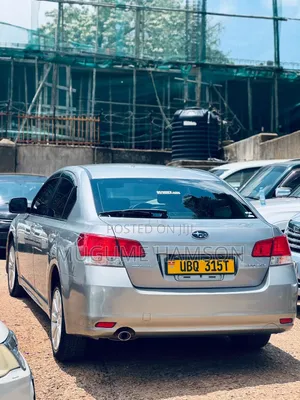 Subaru Legacy 2011 Silver