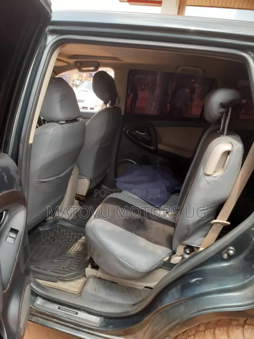 Toyota Vanguard 2008 Black
